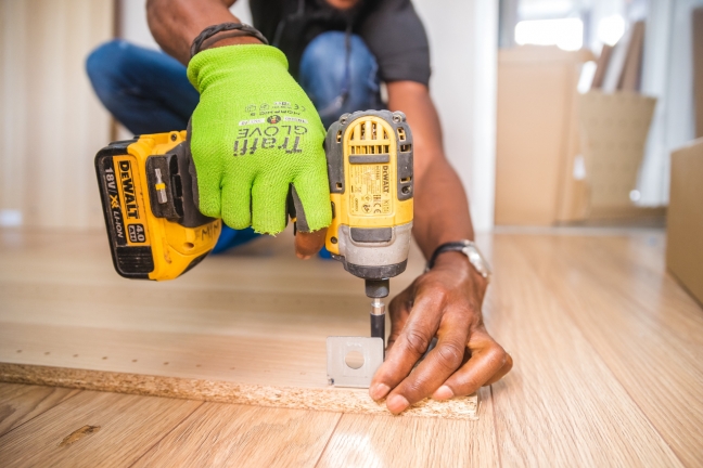 DeWalt vs Bosch