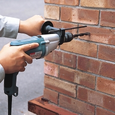MAKITA HP2051 110v Keyless Percussion Drill