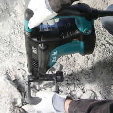 MAKITA HM1213C 110v AVT Demolition Hammer