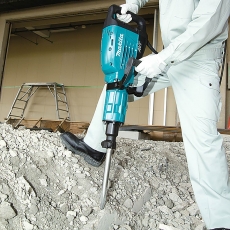 MAKITA HM1317C 110v 30mm Hex Demolition Hammer