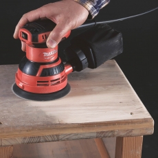 MAKITA M9204 240v 125mm Orbital Sander