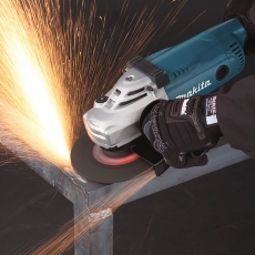 MAKITA GA7020 110v 180mm / 7" Angle Grinder