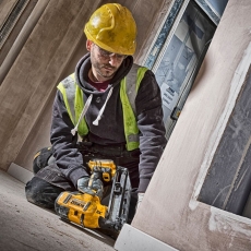 DEWALT DCN660N 18v Brushless 2nd Fix Nailer BODY ONLY