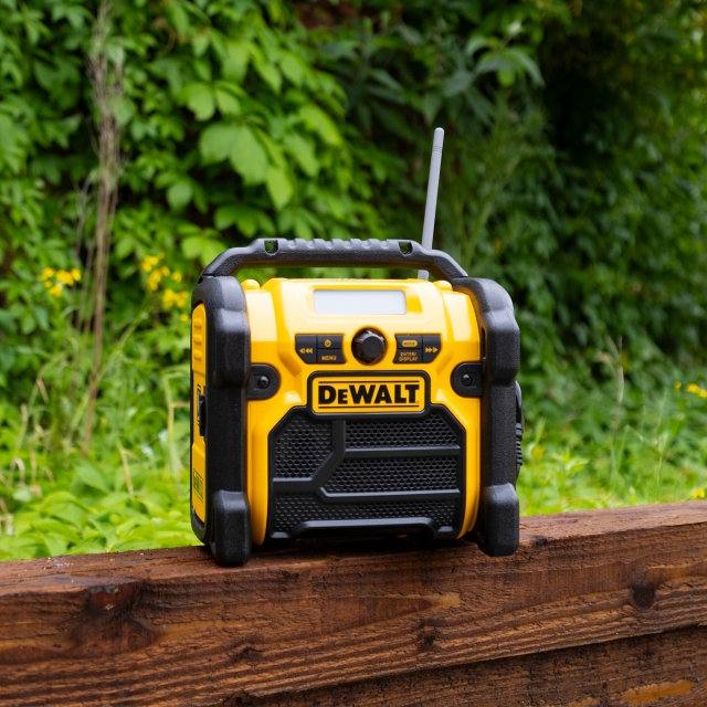 DEWALT DEWALT DCR020 10.8v/14.4v/18v XR Compact DAB Radio