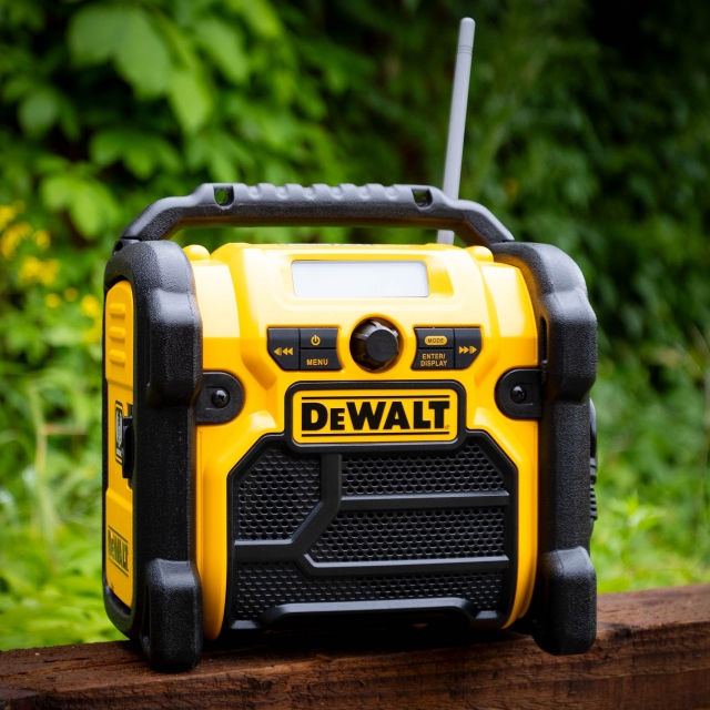 DEWALT DEWALT DCR020 10.8v/14.4v/18v XR Compact DAB Radio
