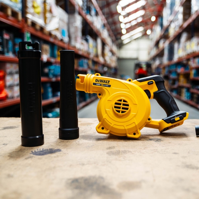 DEWALT DEWALT DCV100 18v Compact Blower BODY ONLY