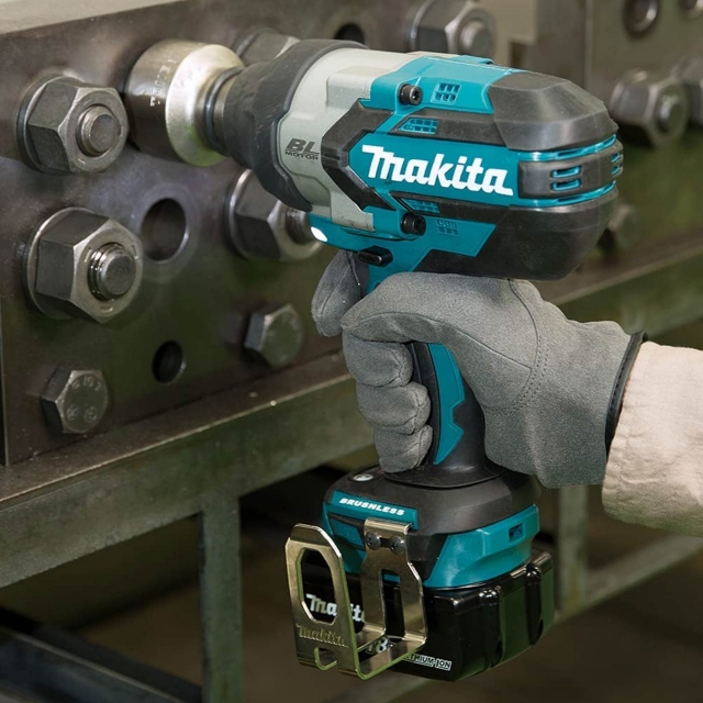 MAKITA MAKITA DTW1001Z 18v Brushless Impact Wrench BODY ONLY