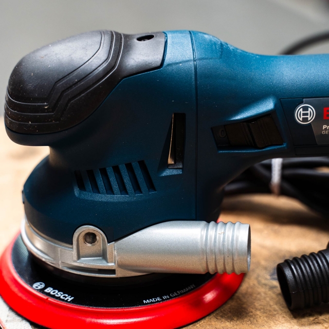 BOSCH BOSCH GET75-150 240v 150mm Random Orbit Sander