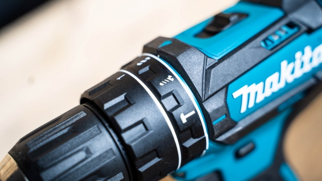 MAKITA MAKITA DHP482Z 18v LXT Combi Drill BODY ONLY
