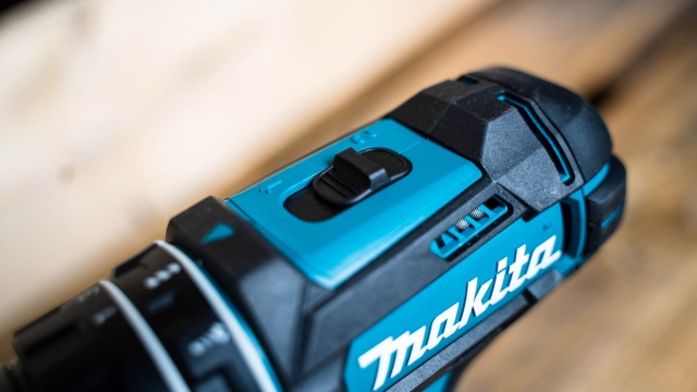 MAKITA MAKITA DHP482Z 18v LXT Combi Drill BODY ONLY