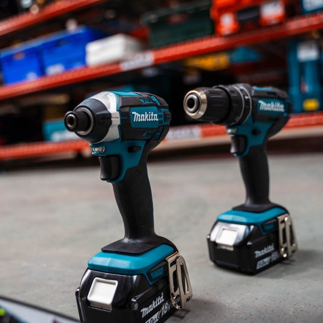 MAKITA MAKITA DLX2131TJ 18v DHP482/DTD152 Twin Pack with 2x5ah batteries