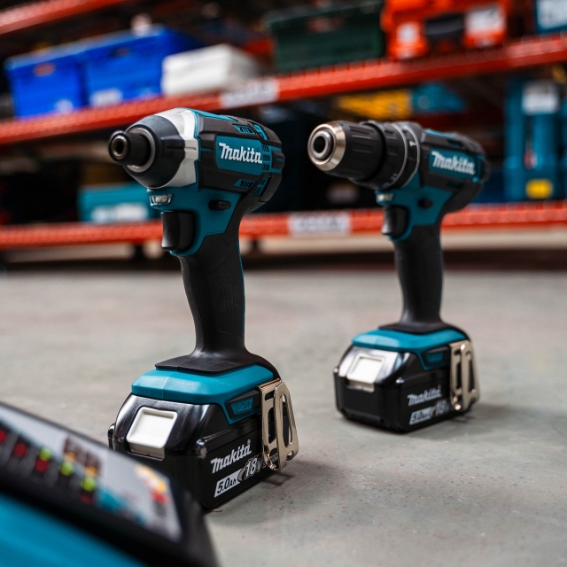 MAKITA MAKITA DLX2131TJ 18v DHP482/DTD152 Twin Pack with 2x5ah batteries