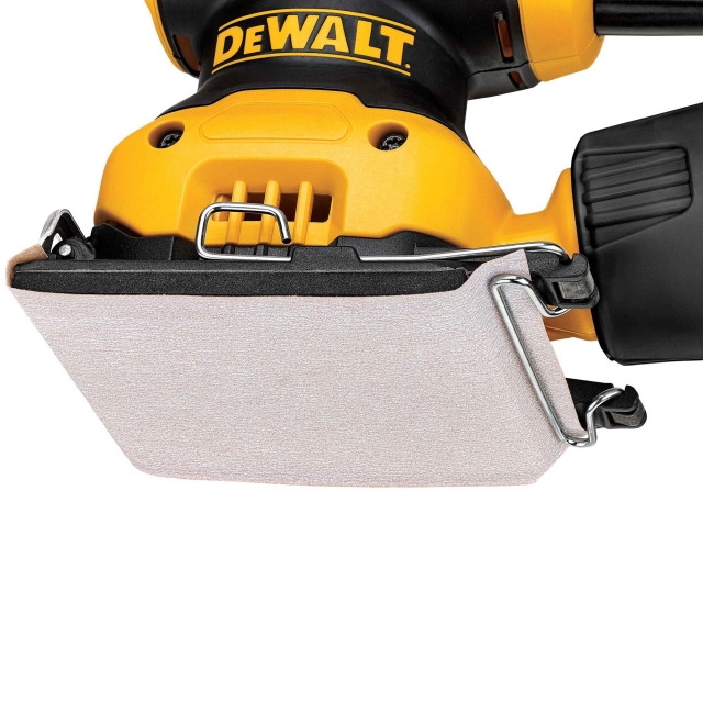 DEWALT DEWALT DWE6411 240v 1/4 Sheet Sander