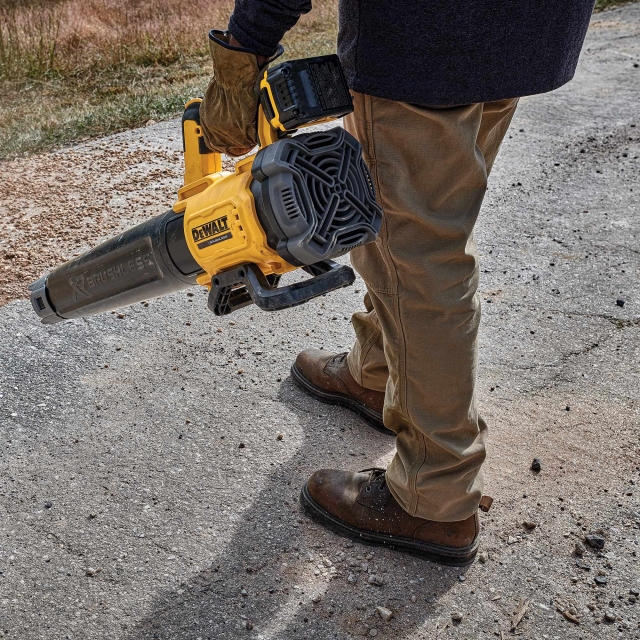 DEWALT DEWALT DCMBL562P1 18v Brushless Axial Blower with  1x5ah Battery