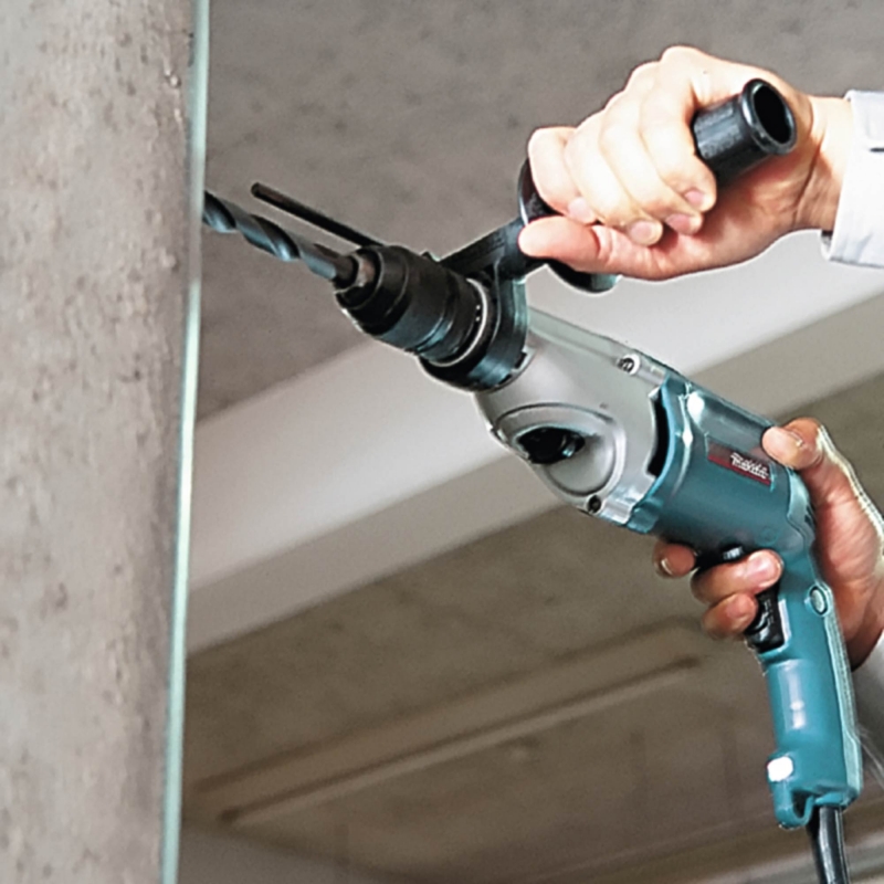 MAKITA MAKITA HP2051 110v Keyless Percussion Drill