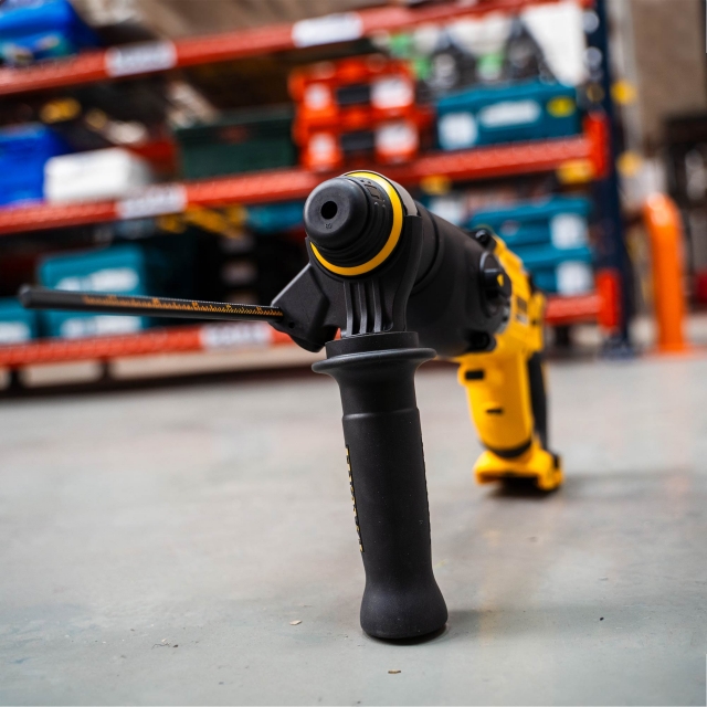DEWALT DEWALT DCH263N 18v Brushless SDS Plus Hammer Drill BODY ONLY