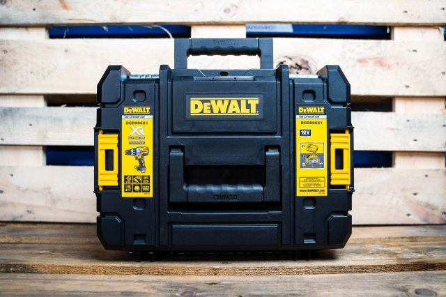 DEWALT DEWALT DCD996X1 18v Flexvolt Brushless Combi Drill with 1x9ah Battery