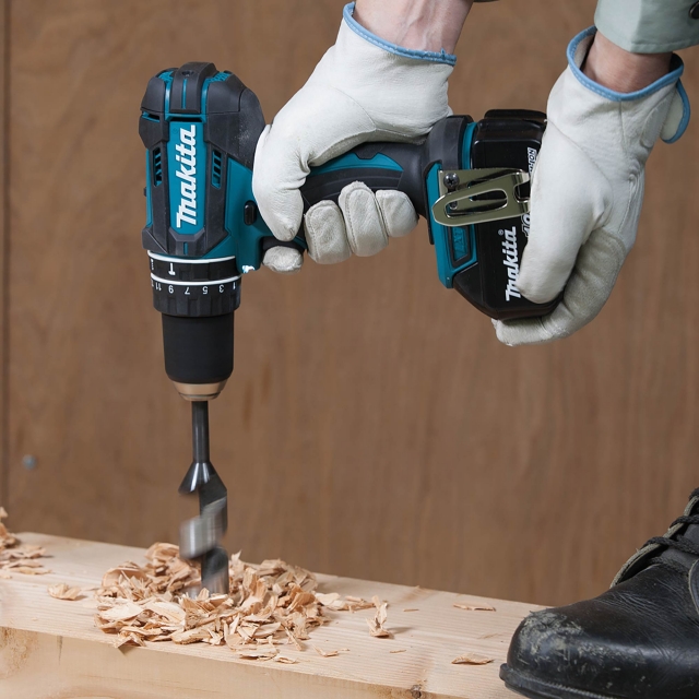 MAKITA MAKITA DHP485STX5 18v Combi Drill 1x5ah + 101 Accessories