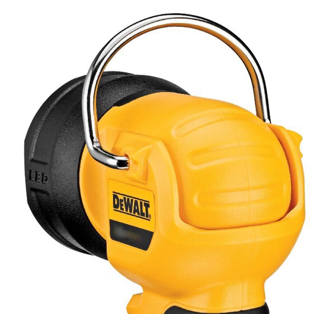 DEWALT DEWALT DCL040 18v XR LED Li-ion Pivot Torch Body Only