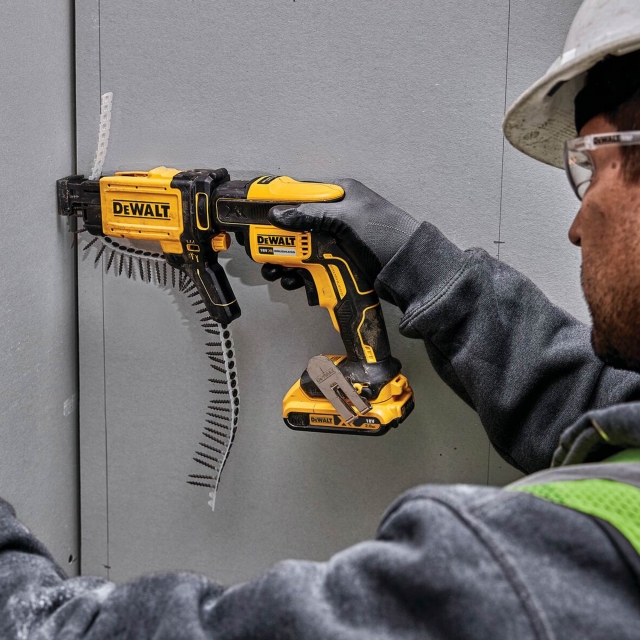 DEWALT DEWALT DCF620D2K 18v Brushless Drywall Screwdriver with 2x2ah Batteries