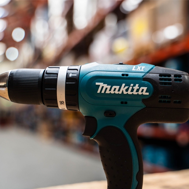 MAKITA MAKITA DHP453Z 18v LXT Combi Drill BODY ONLY