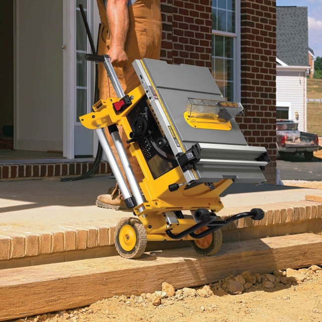 DEWALT DEWALT DE7400 Table Saw Rolling Stand