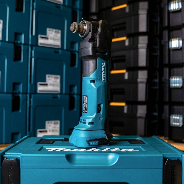 Makita DTM51Z Cordless Multi-tool