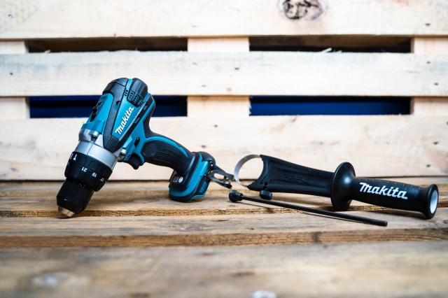 MAKITA MAKITA DHP458Z 18v LXT Combi Drill BODY ONLY