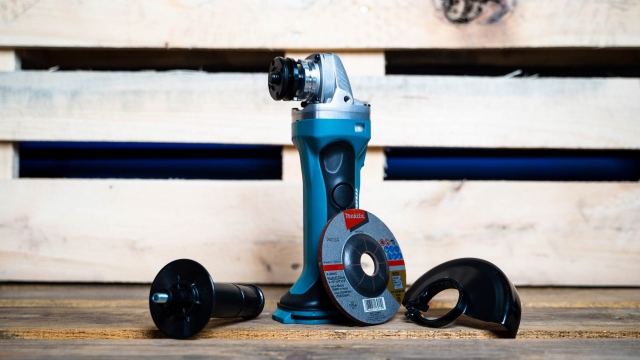 MAKITA MAKITA DGA452Z 18v 115mm Grinder BODY ONLY