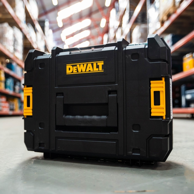DEWALT DEWALT DCS356NT 18v Brushless MultiTool BODY + Accessories / Case