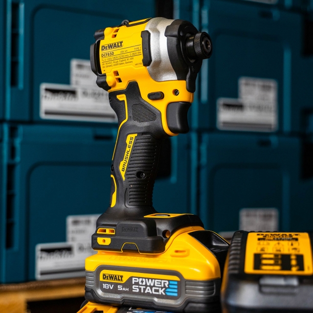 DEWALT DEWALT DCK2050H2T 18v Brushless DCD805/DCF850 Twin Pack with  2x5ah Powerstack Batteries