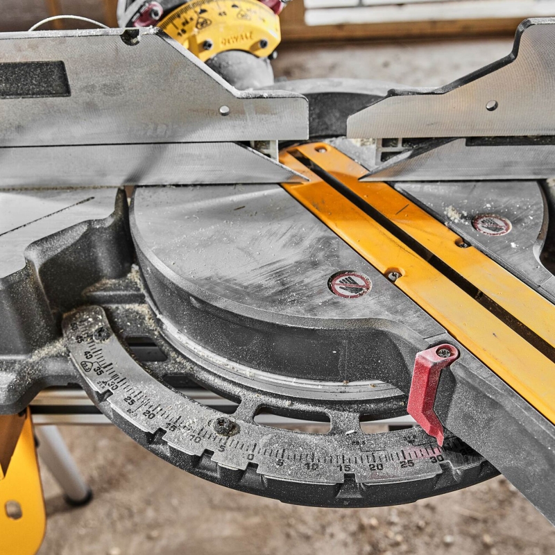DEWALT DEWALT DCS781N 54v Brushless 305mm FLEXVOLT Mitre Saw BODY ONLY