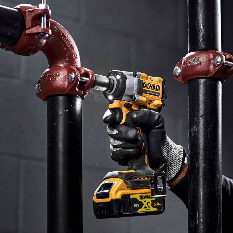 DEWALT DEWALT DCF922P2T 18v Brushless 1/2
