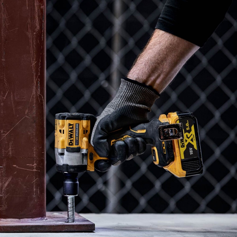 DEWALT DEWALT DCF922P2T 18v Brushless 1/2