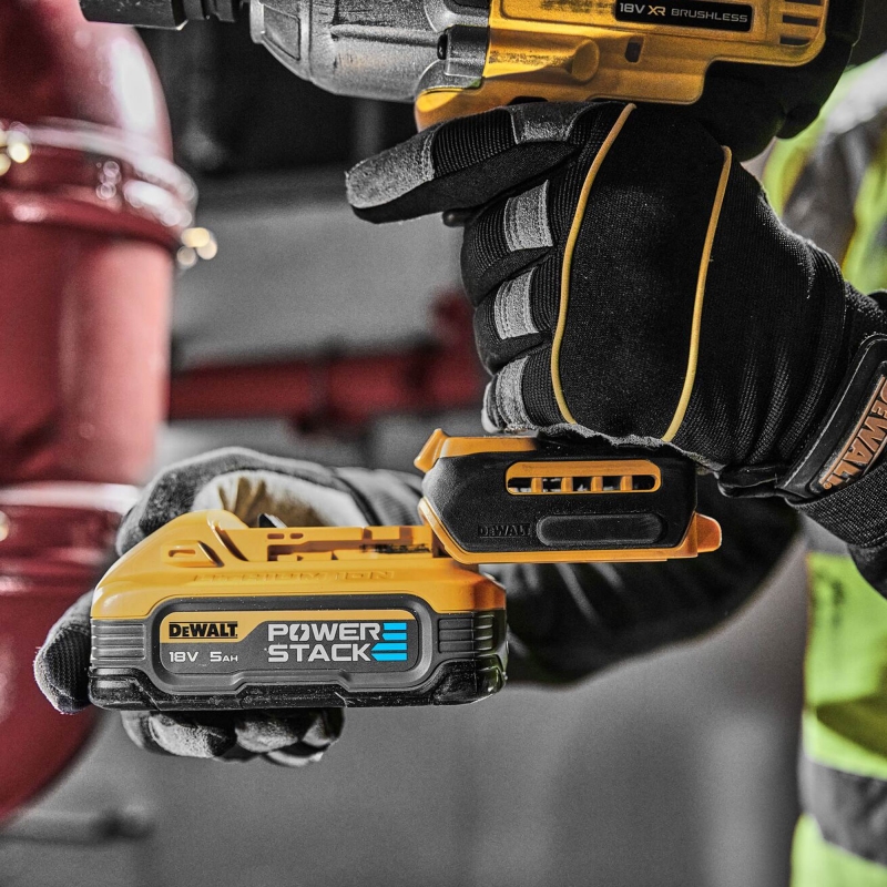DEWALT DEWALT DCF900H2T 18v Brushless Impact Wrench with 2x5ah Powerstack Batteries