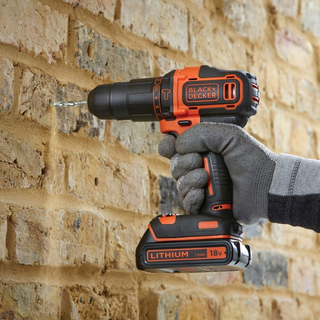 BLACK AND DECKER BLACK AND DECKER BCD700S1K-GB 18v Hammer Drill with 1x1.5ah
Battery