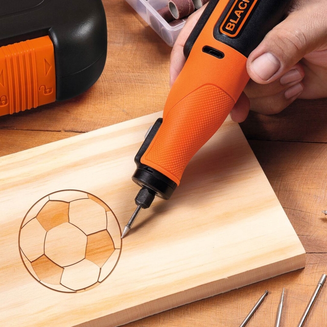 BLACK AND DECKER BLACK AND DECKER BCRT8IK-XJ 7.2v Rotary Tool + 52 Accessories