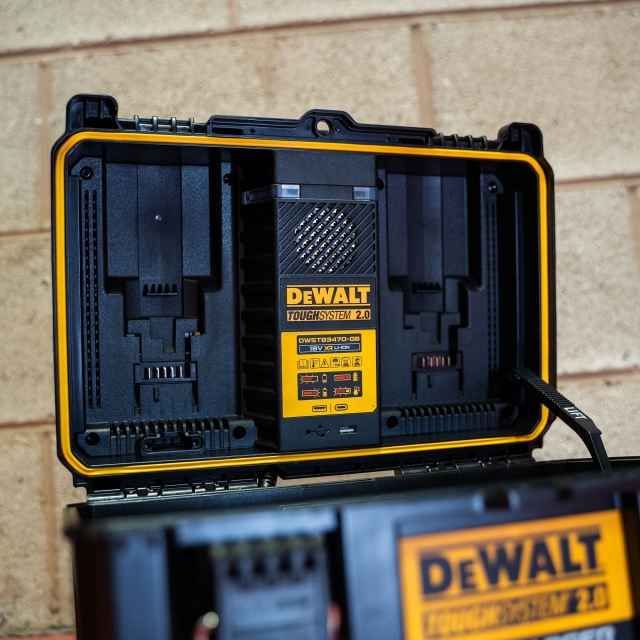 DEWALT DEWALT DWST83470 ToughSystem 2.0 Charger Box