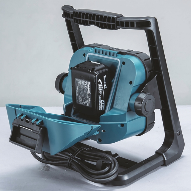 MAKITA MAKITA DML805 LED Worklight Li-Ion 14.4/18v/110v