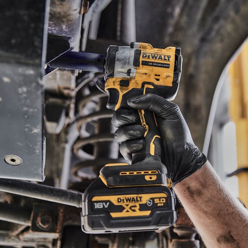 DEWALT DEWALT DCF921N 18v Brushless 1/2