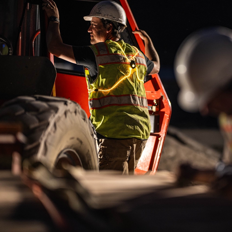COAST COAST LH150 Rechargeable Lighted Safety Harness