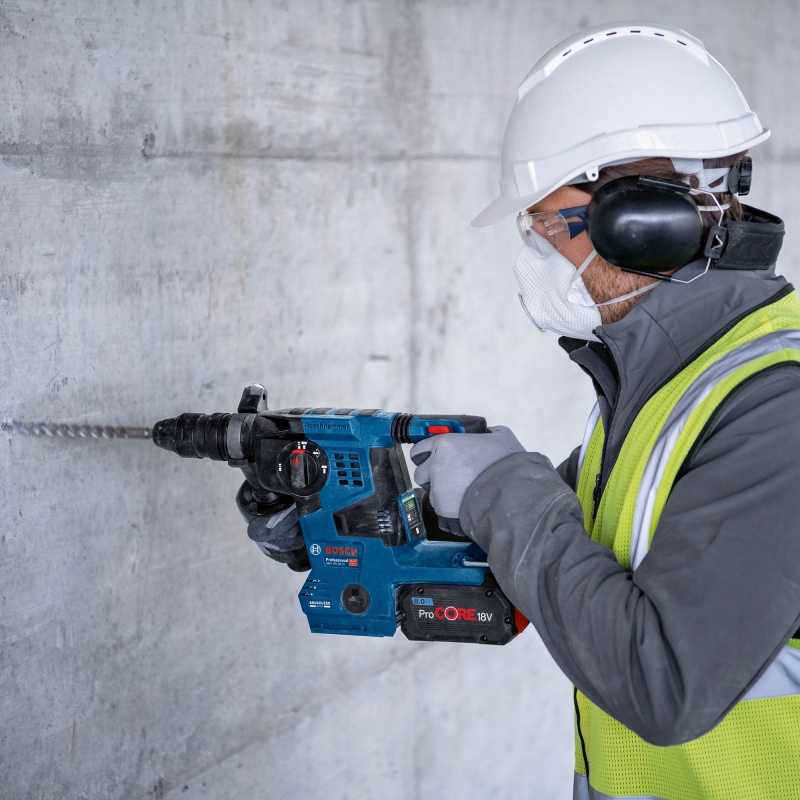 BOSCH BOSCH GBH18V-28CF 18v Brushless SDS+ Hammer with 2x5.5ah Batteries