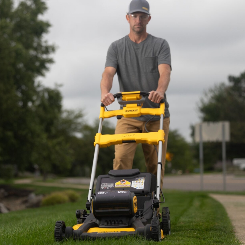 DEWALT DEWALT DCMWSP156N 2x18v Brushless Next Gen Self Propelled Mower BODY ONLY