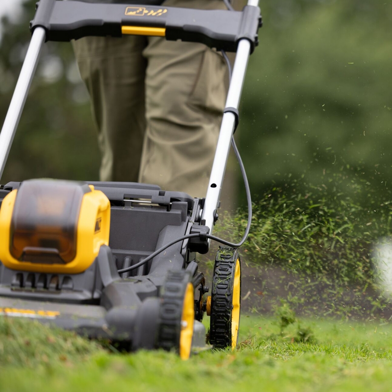 DEWALT DEWALT DCMWP500N 54v Flexvolt Brushless Push Mower BODY ONLY