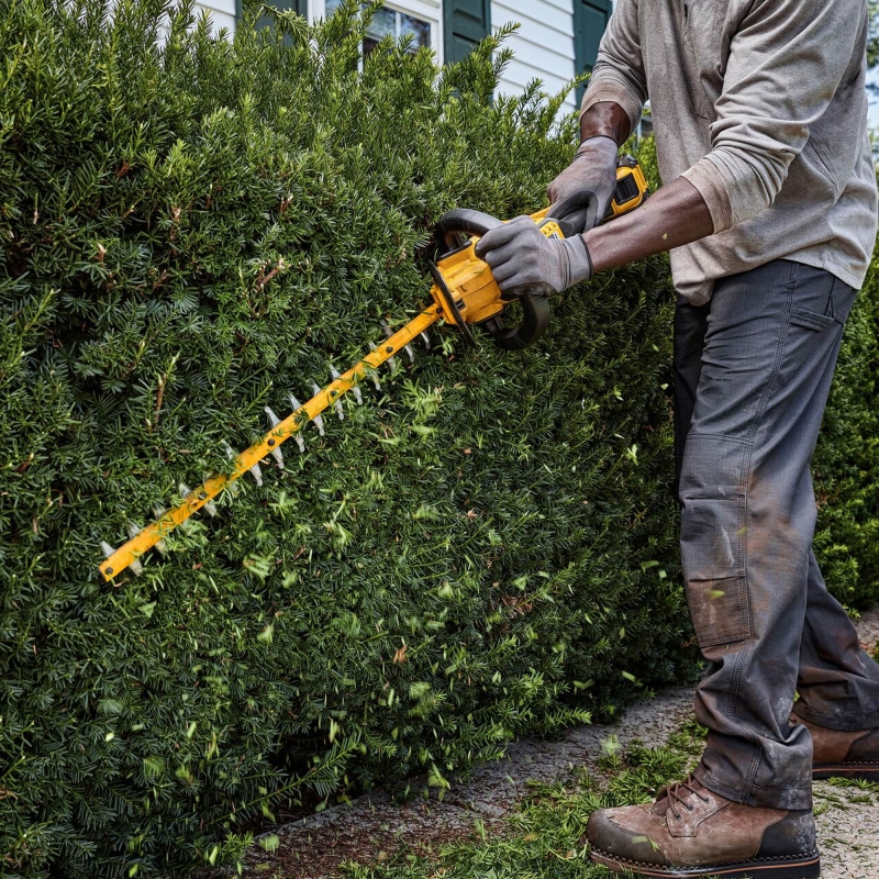 DEWALT DEWALT DCMHT573N 54v Flexvolt Hedge Trimmer BODY ONLY