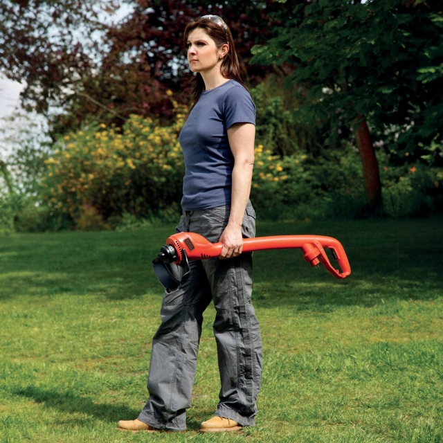 BLACK AND DECKER BLACK AND DECKER BEMWH551GL2-GB Hover Mower +GL250 Strimmer