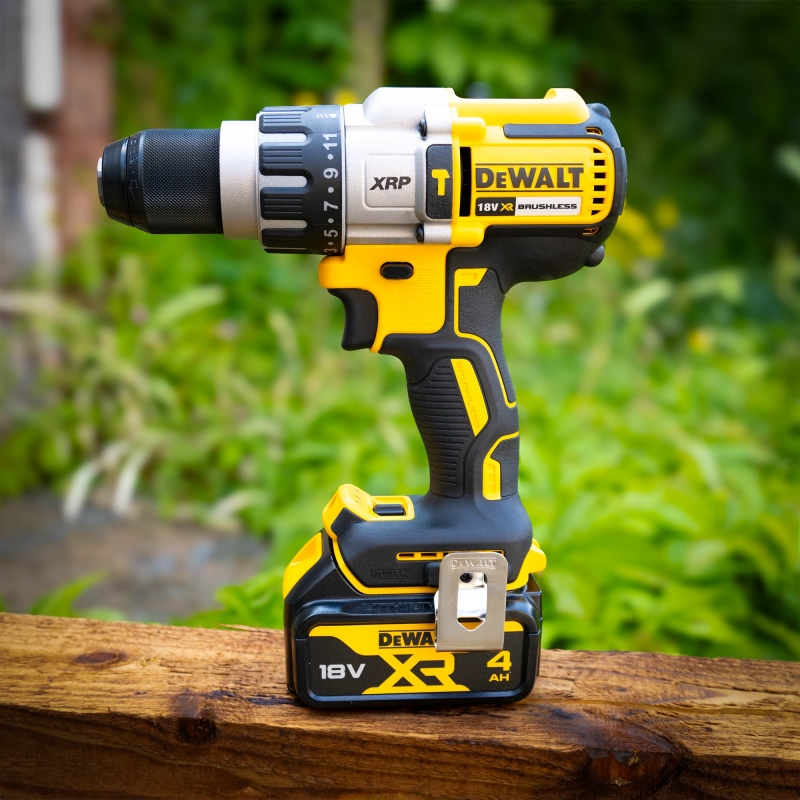 DEWALT DEWALT DCD996M2 18v XR Brushless Combi Drill with 2x4ah Batteries