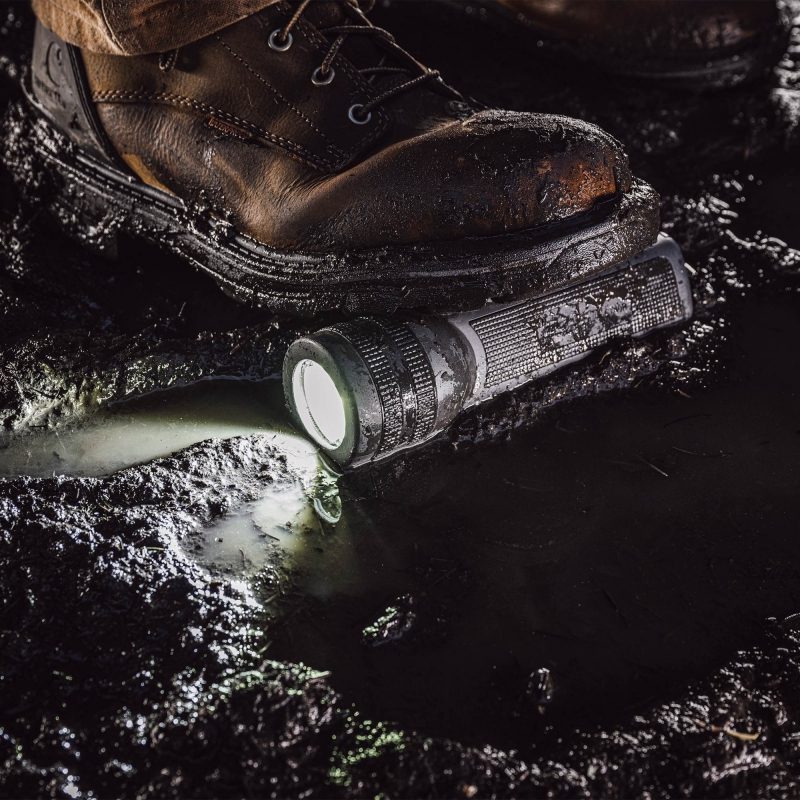 COAST COAST GX40R Rechargeable 3000 Lumens Waterproof Torch