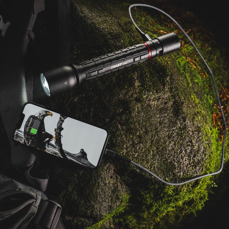 COAST COAST XP14R Rechargeable 4500 Lumen Torch