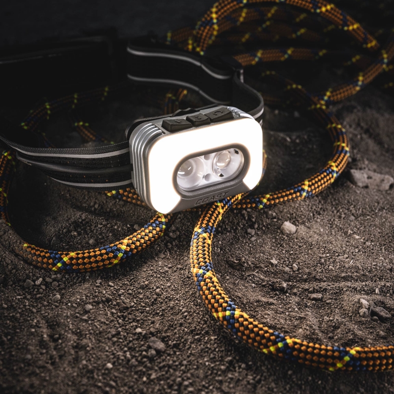 COAST COAST RL35R Rechargeable 1000 Lumen Head Torch with voice control
